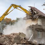 how much does it cost to tear down a house